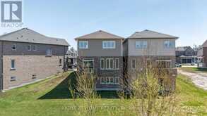 68 WOOD CRESCENT | Angus Ontario | Slide Image Thirty-nine