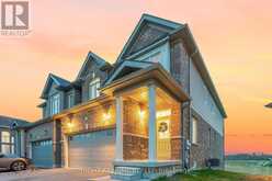 68 WOOD CRESCENT | Angus Ontario | Slide Image Three