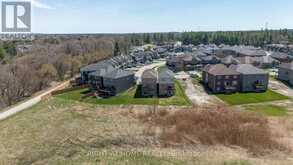 68 WOOD CRESCENT | Angus Ontario | Slide Image Forty-three