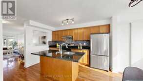 51 SHADY OAKS AVENUE | Markham Ontario | Slide Image Thirteen