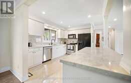 17 WENDAKEE DRIVE | Hamilton Ontario | Slide Image Eleven