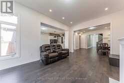31 CARNEGIE DRIVE | Oakville Ontario | Slide Image Fifteen