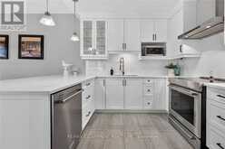 85 BENZIGER LANE | Hamilton Ontario | Slide Image Twelve