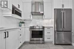 85 BENZIGER LANE | Hamilton Ontario | Slide Image Seventeen