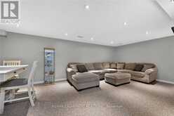 85 BENZIGER LANE | Hamilton Ontario | Slide Image Thirty-six