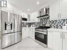 120 QUEENSBURY AVENUE | Toronto Ontario | Slide Image Eighteen