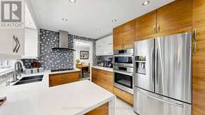 86 BURLING PLACE | Newmarket Ontario | Slide Image Thirteen