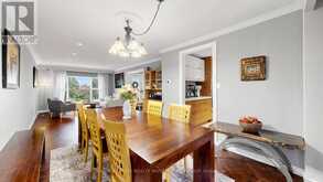 86 BURLING PLACE | Newmarket Ontario | Slide Image Eight