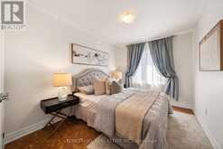 25 BEVERLEY GLEN BOULEVARD | Vaughan Ontario | Slide Image Twenty-three
