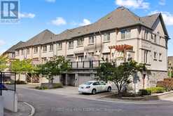25 BEVERLEY GLEN BOULEVARD | Vaughan Ontario | Slide Image Forty