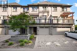25 BEVERLEY GLEN BOULEVARD | Vaughan Ontario | Slide Image Forty-one