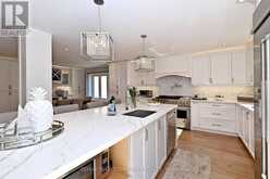 1530 CANADA COURT | Oakville Ontario | Slide Image Twelve