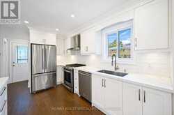 8 CULHAM STREET | Oakville Ontario | Slide Image Seventeen
