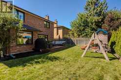541 HAMBLING COURT | Burlington Ontario | Slide Image Thirty-eight