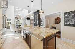 340 OAKRIDGE COURT | Oakville Ontario | Slide Image Fifteen