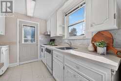 174 MONTROSE AVENUE | Hamilton Ontario | Slide Image Twelve