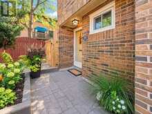 19 POET'S WALK WAY | Toronto Ontario | Slide Image Six