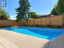 24 QUEENSLEA DRIVE | Hamilton Ontario | Slide Image Fifteen