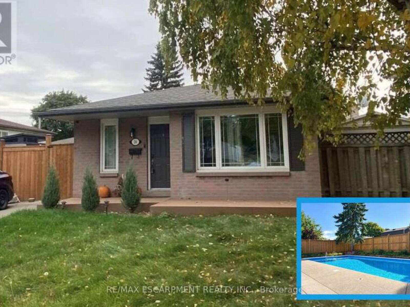24 QUEENSLEA DRIVE, Hamilton, Ontario L8W 1G1
