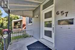 657 PICCADILLY STREET | London Ontario | Slide Image Four