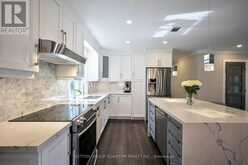 390 WENDALL PLACE | Oakville Ontario | Slide Image Eight