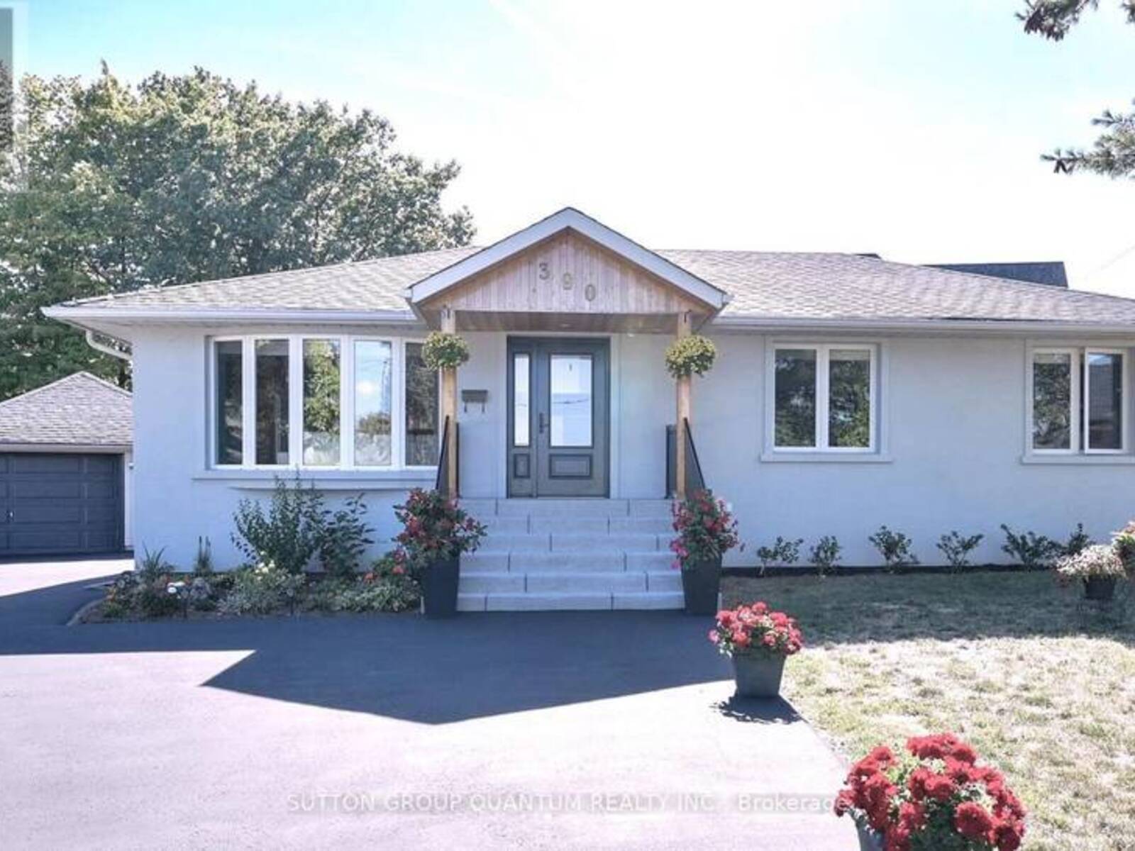 390 WENDALL PLACE, Oakville, Ontario L6K 2M1