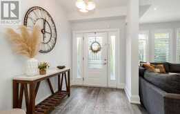 3330 RASPBERRY BUSH TRAIL | Oakville Ontario | Slide Image Four