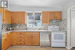 34 GRANTHAM AVENUE S | St. Catharines Ontario | Slide Image Nineteen