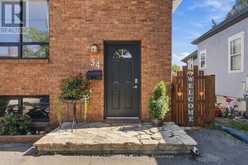 34 GRANTHAM AVENUE S | St. Catharines Ontario | Slide Image Three