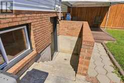 34 GRANTHAM AVENUE S | St. Catharines Ontario | Slide Image Forty-six