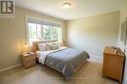 11 RAMSDEN CRESCENT | East Gwillimbury Ontario | Slide Image Seventeen