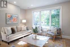 407 MAPLE GROVE DRIVE | Oakville Ontario | Slide Image Fifteen