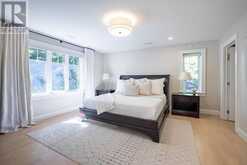 407 MAPLE GROVE DRIVE | Oakville Ontario | Slide Image Twenty