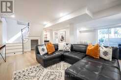 407 MAPLE GROVE DRIVE | Oakville Ontario | Slide Image Thirty
