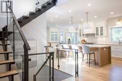 407 MAPLE GROVE DRIVE | Oakville Ontario | Slide Image Seven
