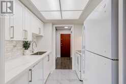 405 - 880 DUNDAS STREET W | Mississauga Ontario | Slide Image Six