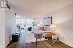 405 - 880 DUNDAS STREET W | Mississauga Ontario | Slide Image Nine