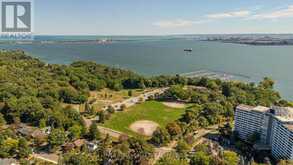 911 LASALLE PARK ROAD | Burlington Ontario | Slide Image Two
