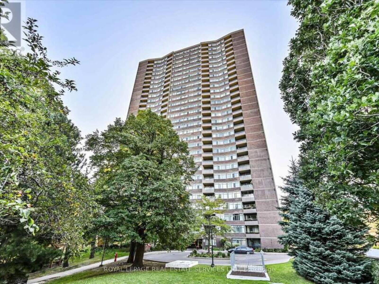 301 - 3100 KIRWIN AVENUE, Mississauga, Ontario L5A 3S6