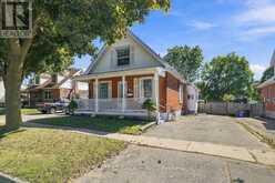 325 CHATHAM STREET | Brantford Ontario | Slide Image One