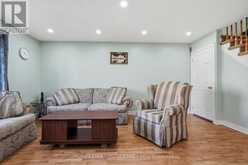 31 PEACHWOOD CRESCENT | Hamilton Ontario | Slide Image Ten