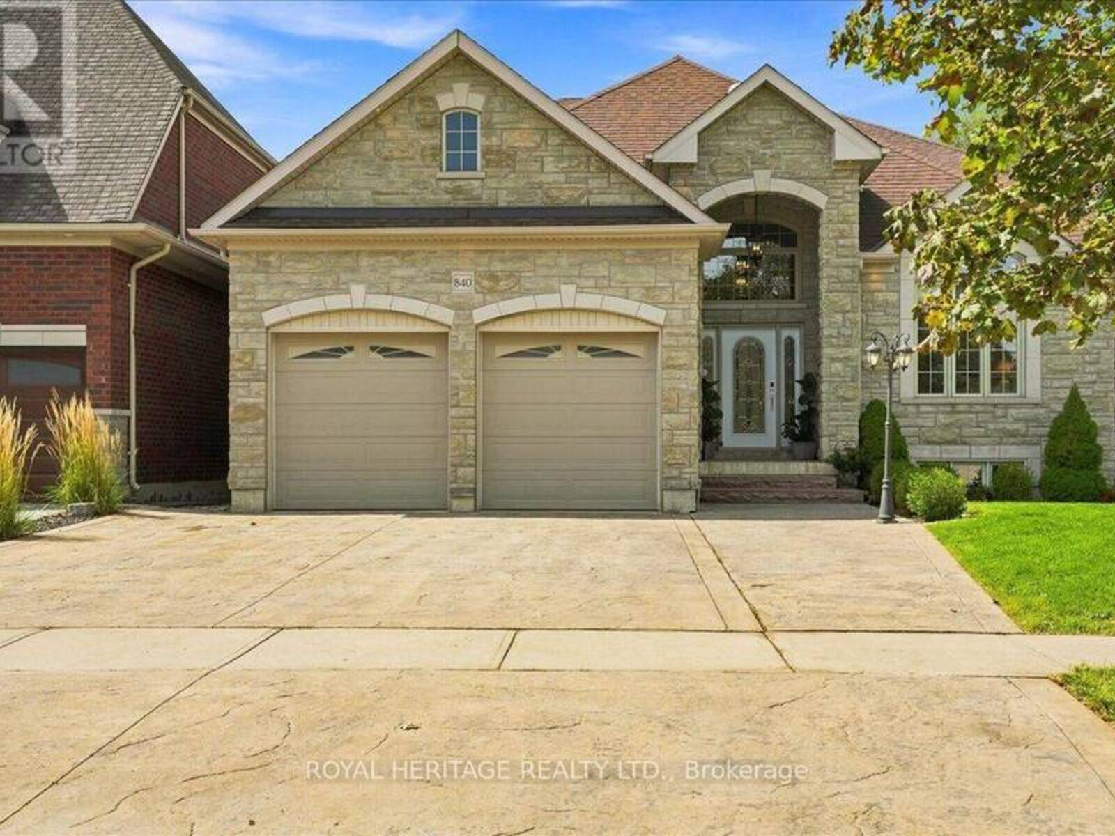 840 STEVENSON ROAD, Oshawa, Ontario L1J 0A2