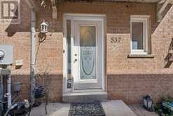 537 WALPOLE CRESCENT | Newmarket Ontario | Slide Image Four