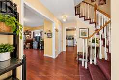 537 WALPOLE CRESCENT | Newmarket Ontario | Slide Image Five