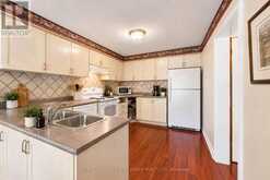 537 WALPOLE CRESCENT | Newmarket Ontario | Slide Image Seven