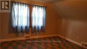 66 ROXBOROUGH ROAD | Newmarket Ontario | Slide Image Fourteen