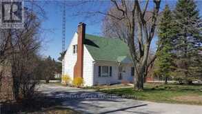 66 ROXBOROUGH ROAD | Newmarket Ontario | Slide Image Three