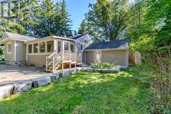 1037 LAKESHORE ROAD W | Oakville Ontario | Slide Image Forty-four