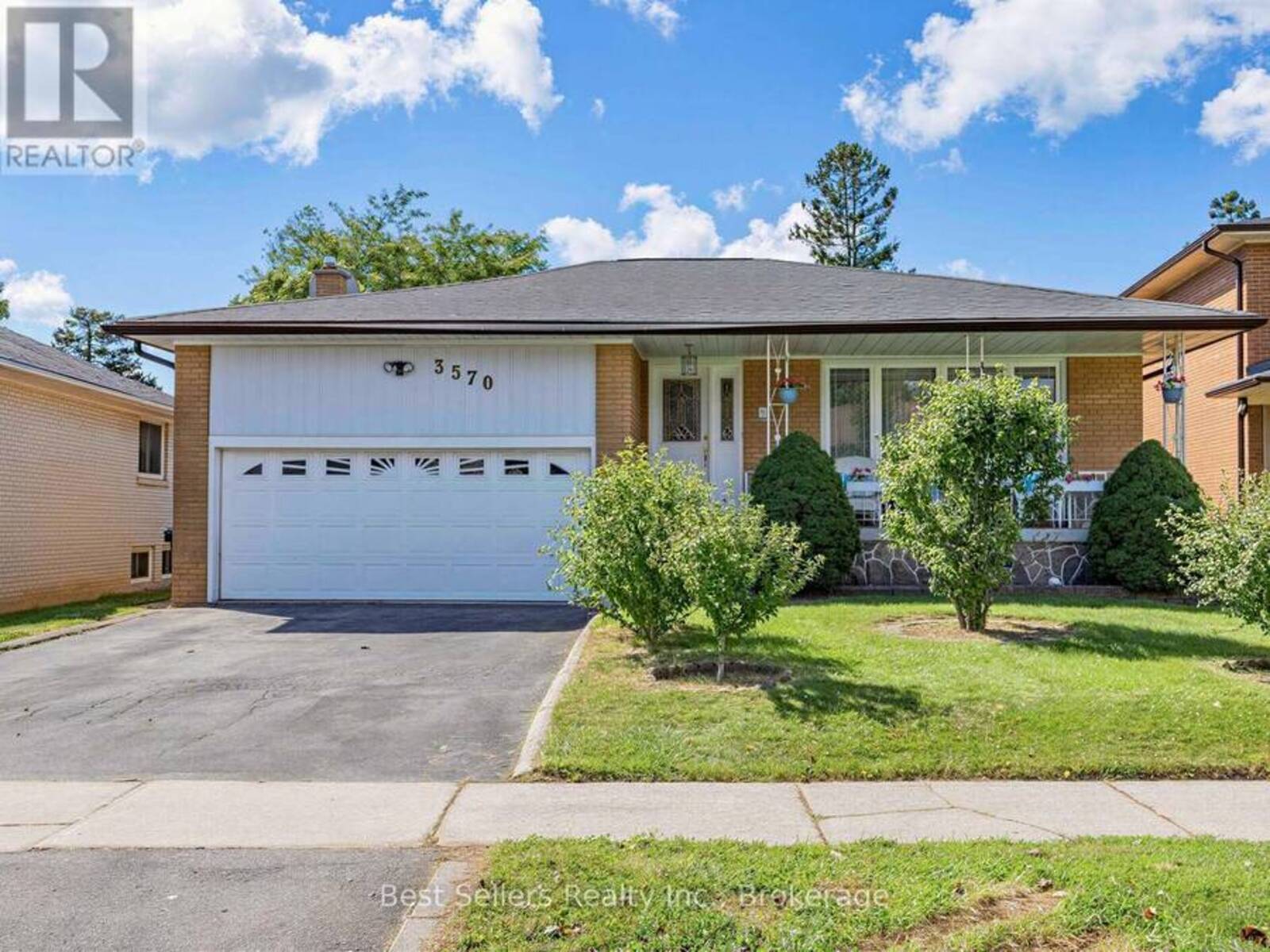 3570 AUTUMN HARVEST DRIVE, Mississauga, Ontario L4Y 3S1