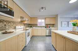 1477 ARBORWOOD DRIVE | Oshawa Ontario | Slide Image Nine